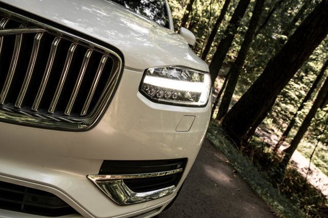 2023 Volvo XC90 MSRP$70955/B6-AWD-Ultimate/6-Passenger/2ndRowCaptains/NAV - 23050208 - 40
