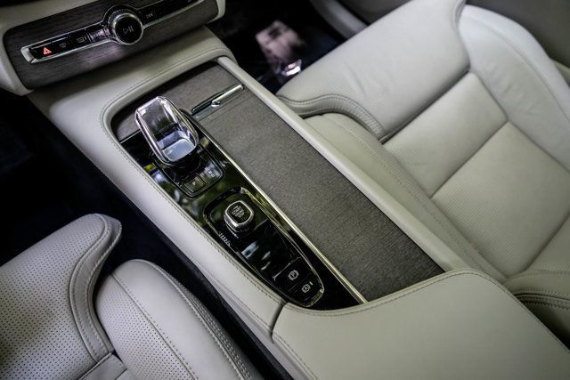 2023 Volvo XC90 MSRP$70955/B6-AWD-Ultimate/6-Passenger/2ndRowCaptains/NAV - 23050208 - 44