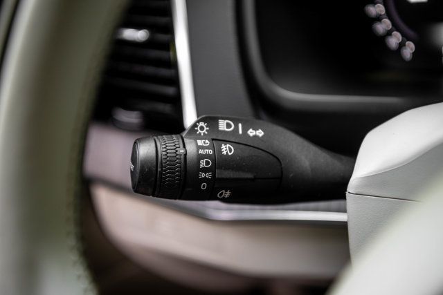 2023 Volvo XC90 MSRP$70955/B6-AWD-Ultimate/6-Passenger/2ndRowCaptains/NAV - 23050208 - 46