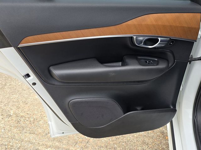 2023 Volvo XC90 T8 - Plus - 23067467 - 40