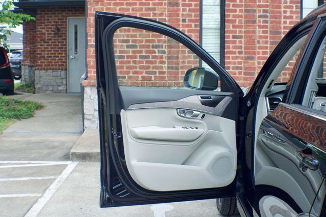 2023 Volvo XC90 Ultimate - Photo 14