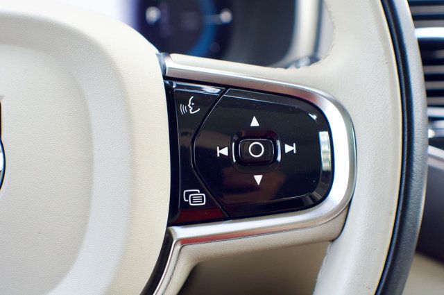 2023 Volvo XC90 Ultimate - Photo 19