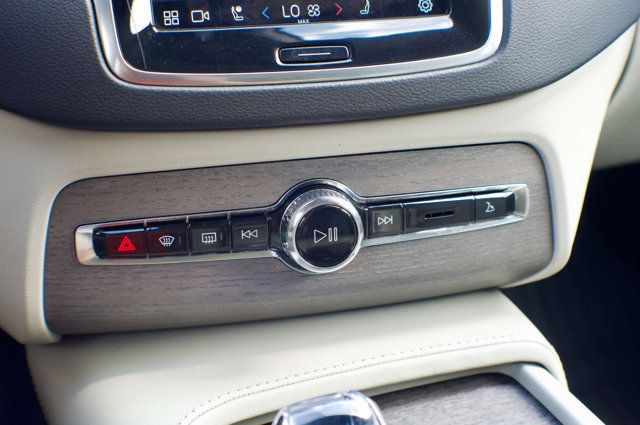 2023 Volvo XC90 Ultimate - Photo 26