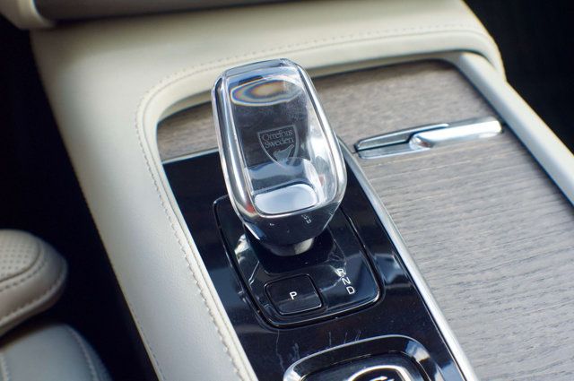 2023 Volvo XC90 Ultimate - Photo 27