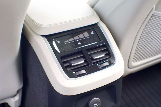 2023 Volvo XC90 Ultimate - Photo 47