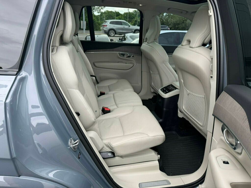 2023 Volvo XC90 Recharge Plus photo 17