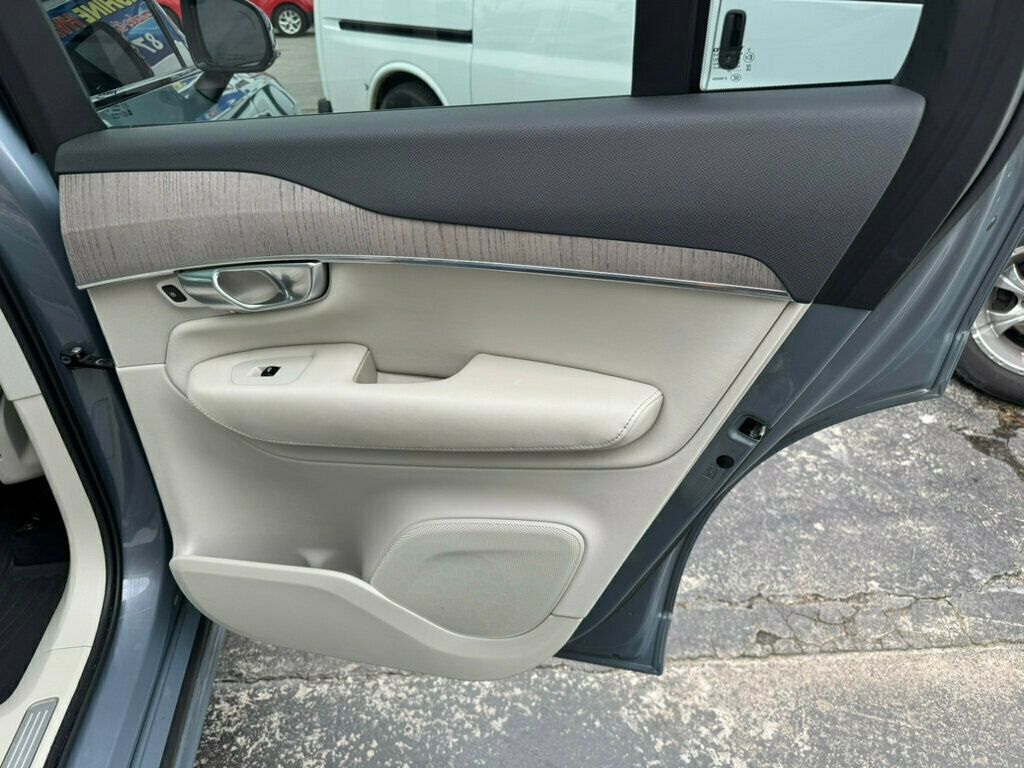 2023 Volvo XC90 Recharge Plus photo 18