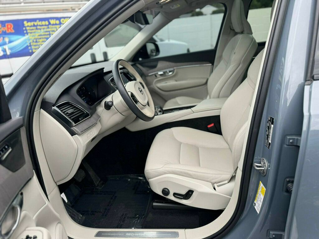 2023 Volvo XC90 Recharge Plus photo 9