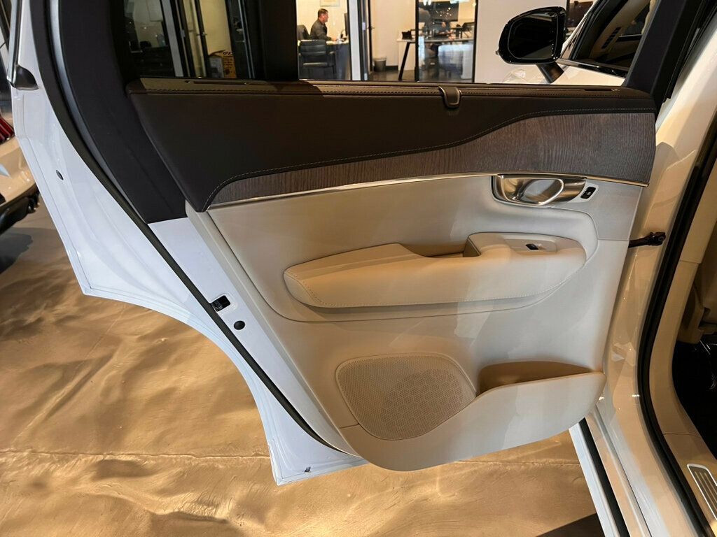 2023 Volvo XC90 Recharge Plug-In Hybrid T8/Ultimate/DarkTheme/Htd&CldSeats/HeadUpDisplay/HtdSteerWheel - 22978777 - 23