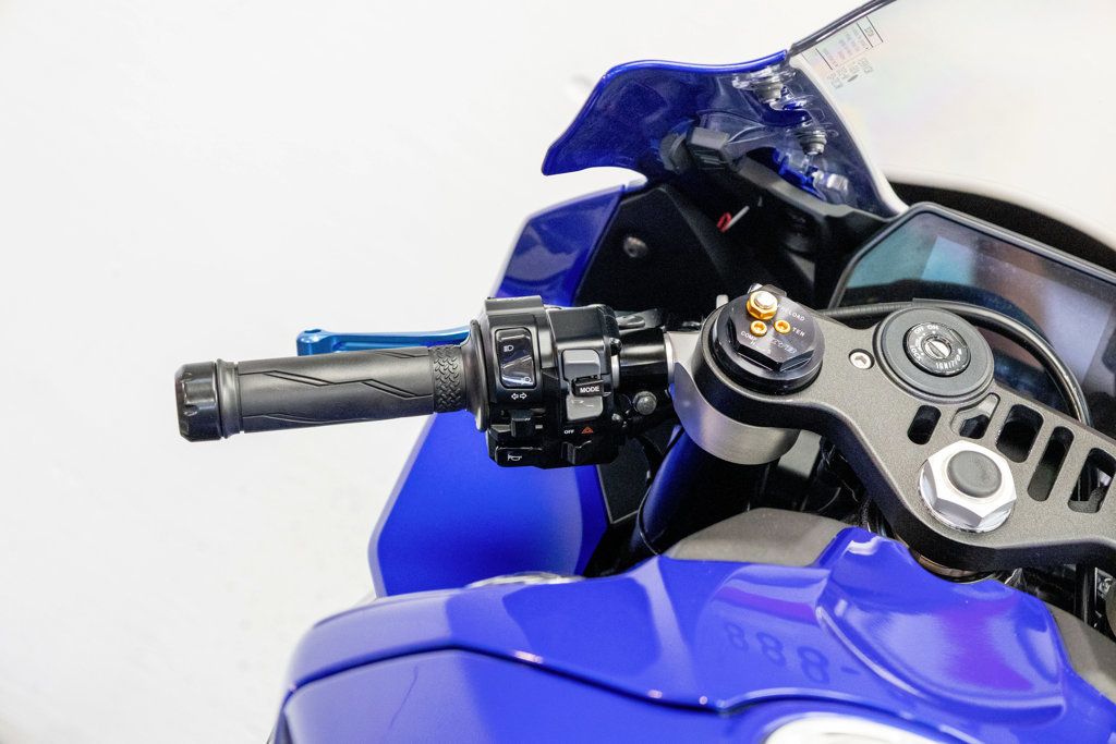 2023 YAMAHA YZF-R1 1-OWNER VERY NICE!!! - 23092980 - 9