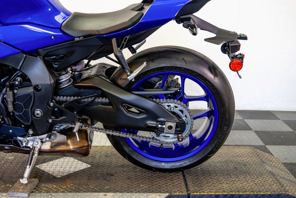 2023 YAMAHA YZF-R1 1-OWNER VERY NICE!!! - 23092980 - 21