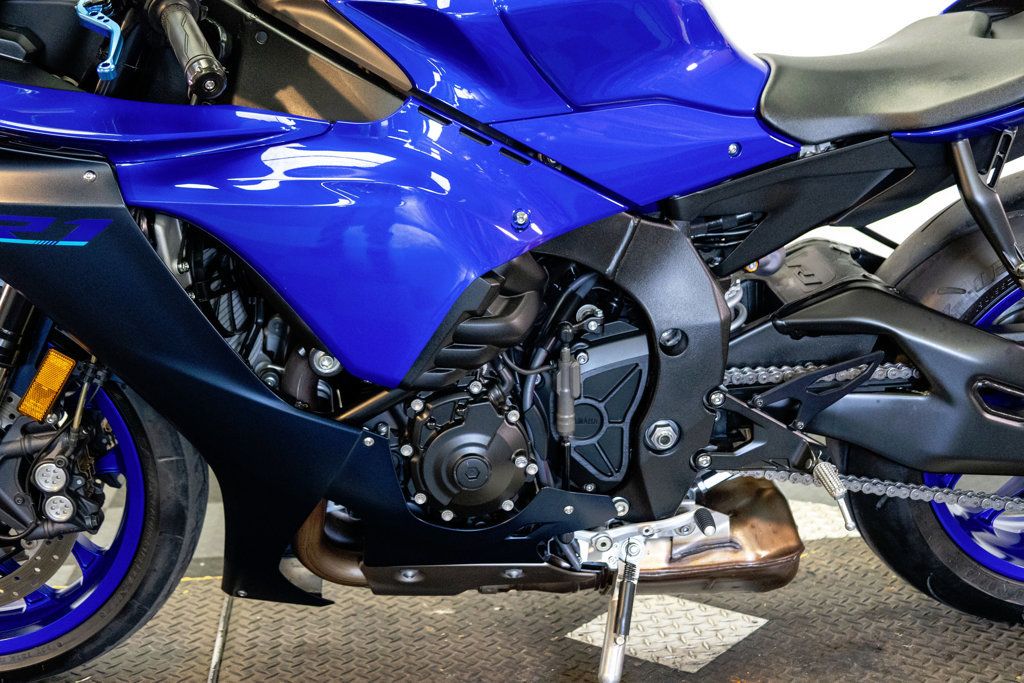 2023 YAMAHA YZF-R1 1-OWNER VERY NICE!!! - 23092980 - 24