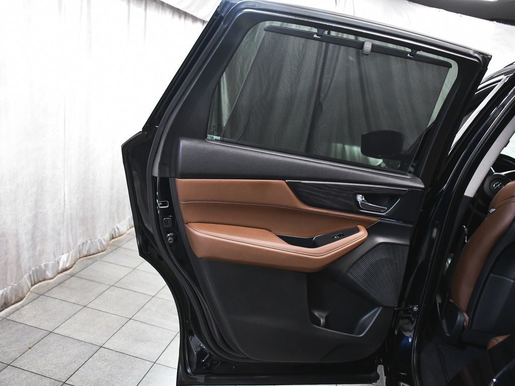 Acura MDX photo 12