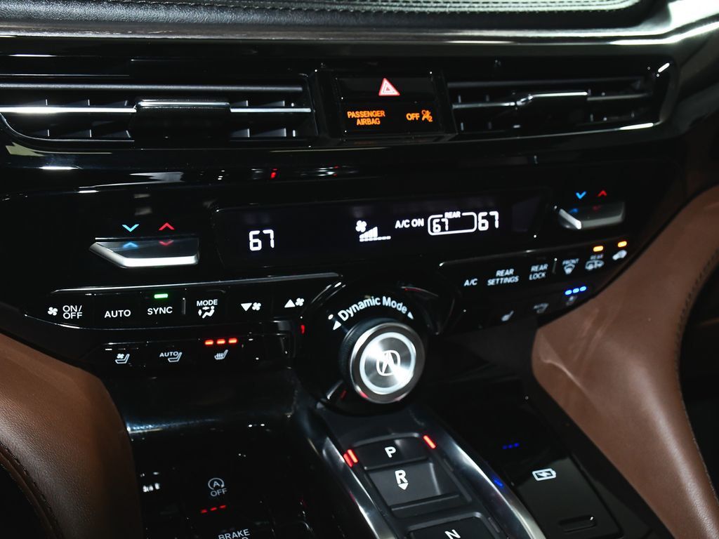 Acura MDX photo 29