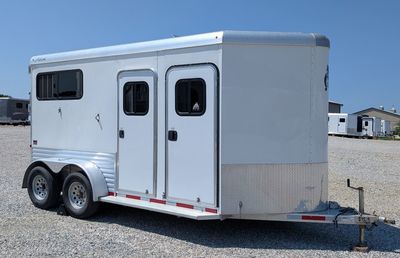 2024 Adam 2 Horse Straight Load w/ Tack Room