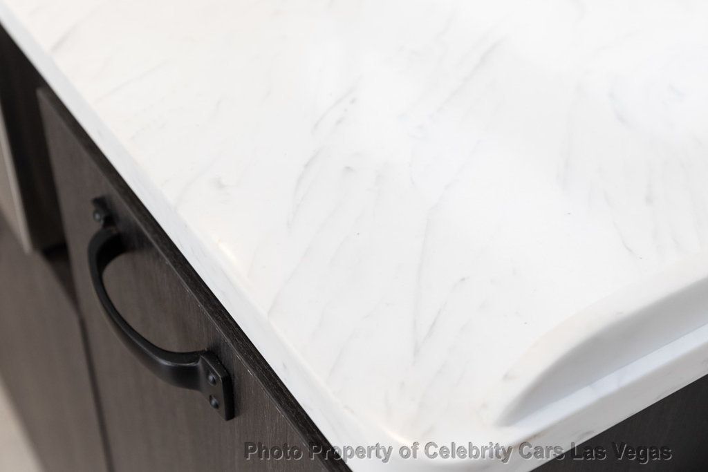 2024 Airstream 28RB Pottery Barn - 22952684 - 13