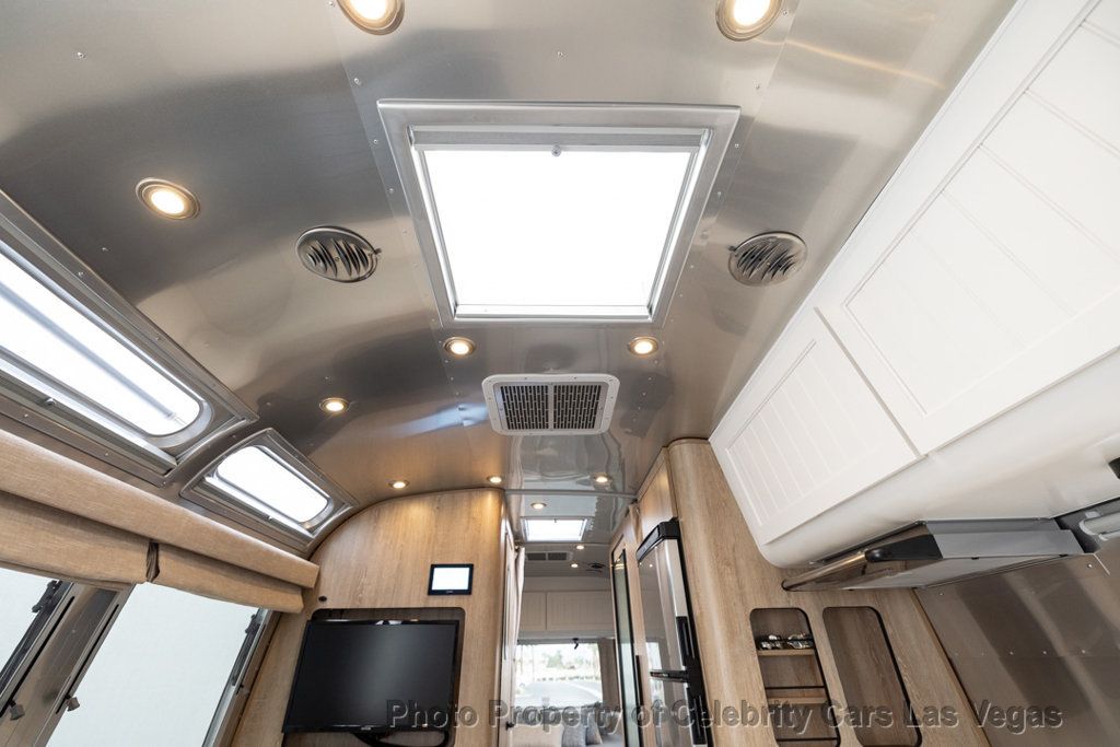 2024 Airstream 28RB Pottery Barn - 22952684 - 16