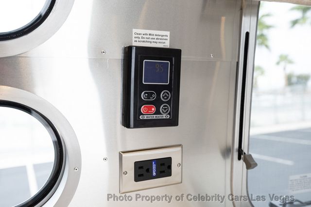 2024 Airstream 28RB Pottery Barn - 22952684 - 18