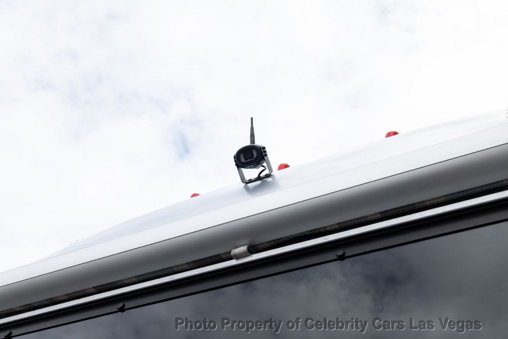 2024 Airstream 28RB Pottery Barn - 22952684 - 35