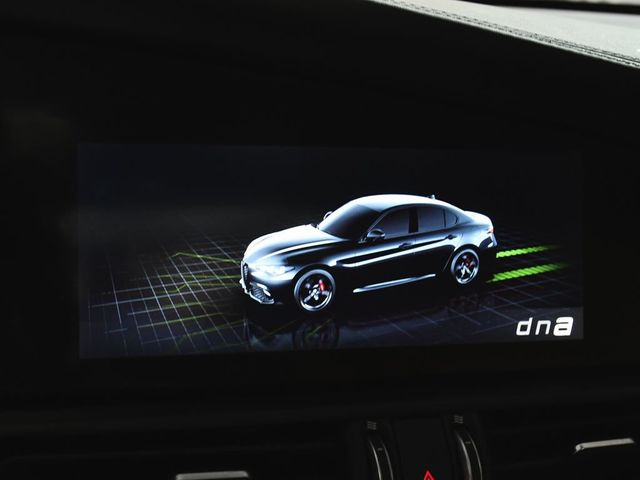 2024 Alfa Romeo Giulia Ti - 23001619 - 37
