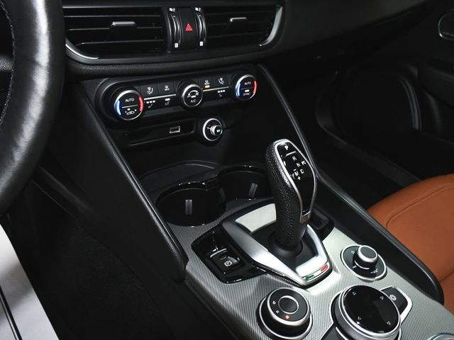 2024 Alfa Romeo Giulia Ti - 23001619 - 38