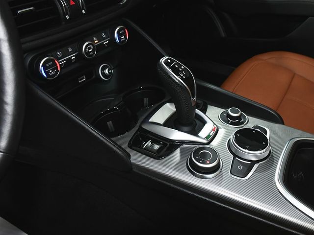 2024 Alfa Romeo Giulia Ti - 23001619 - 39