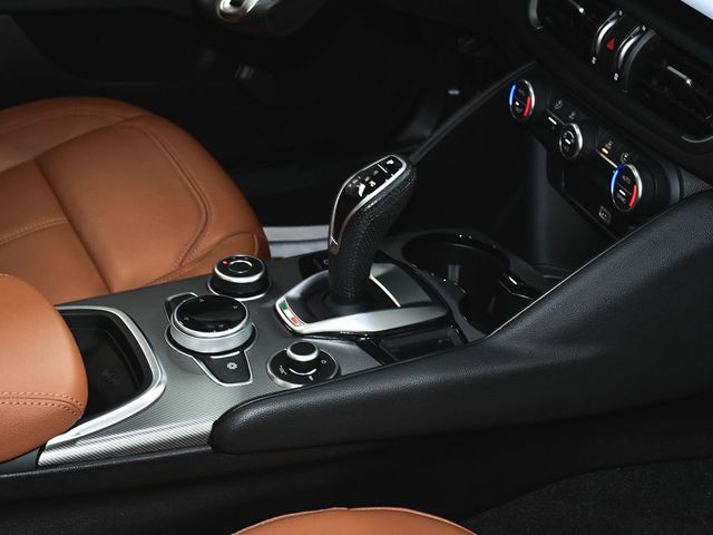 2024 Alfa Romeo Giulia Ti - 23001619 - 57