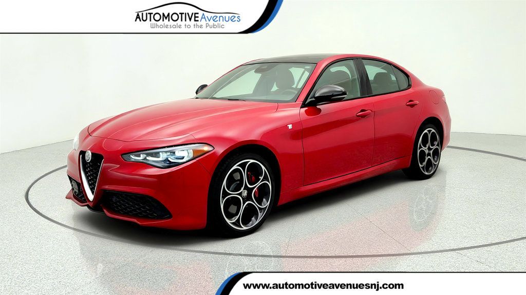2024 Alfa Romeo Giulia Ti AWD - 23032076 | Video 1