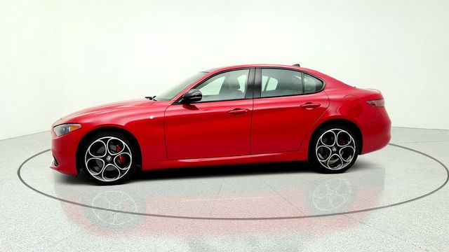 2024 Alfa Romeo Giulia Ti AWD w/ 19'' Sport Wheels & Saddle Brown Leather Seats - 23032076 - 7
