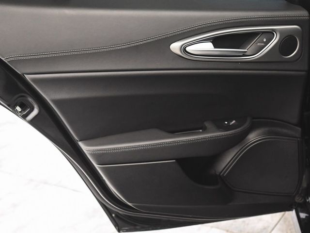 2024 Alfa Romeo Giulia Veloce - 22990225 - 12