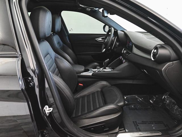 2024 Alfa Romeo Giulia Veloce - 22990225 - 35