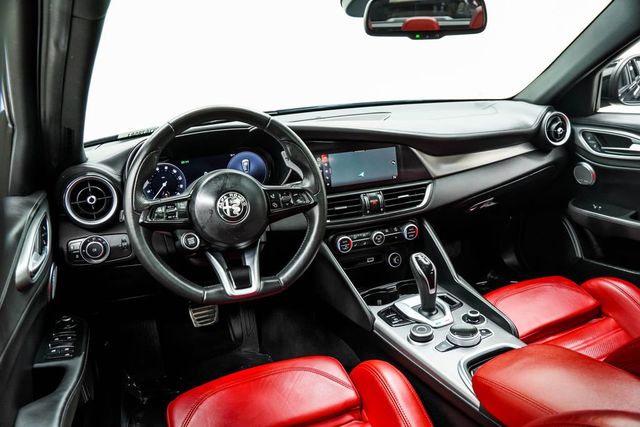 2024 Alfa Romeo Giulia Veloce AWD's photo