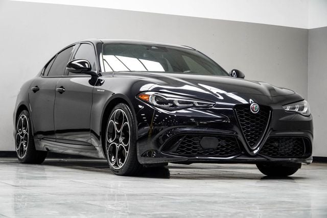 2024 Alfa Romeo Giulia Veloce RWD - 22997516 - 3