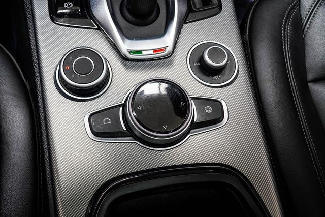 2024 Alfa Romeo Stelvio Ti AWD - 22999198 - 17