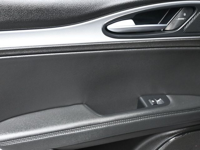 2024 Alfa Romeo Stelvio Ti AWD - 22998384 - 9