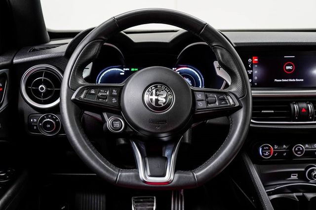 2024 Alfa Romeo Stelvio Veloce AWD - 22978961 - 17