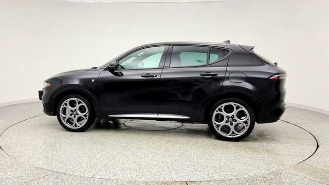 2024 Alfa Romeo Tonale Ti EAWD w/ 20'' Wheels, Premium Leather Interior & Power Sunroof - 22998942 - 7