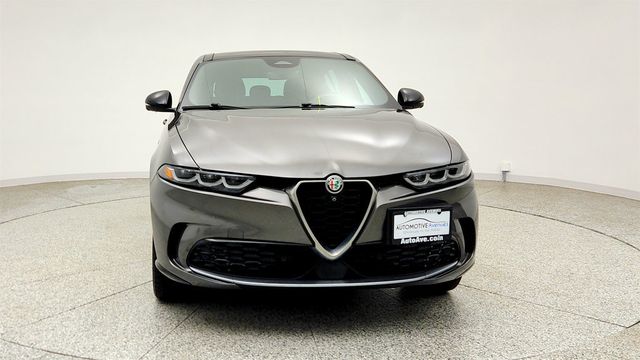 2024 Alfa Romeo Tonale Ti EAWD w/ Active Assist Pkg, Moonroof & 19'' Wheels - 23038864 - 1