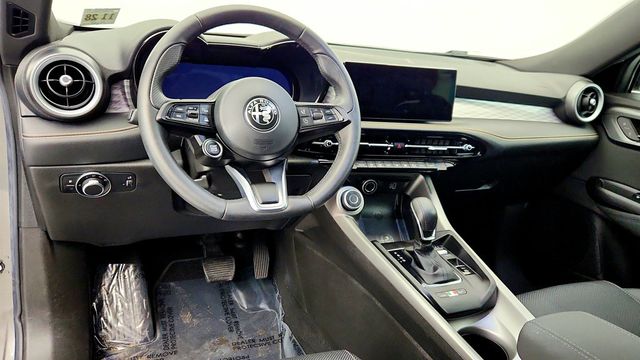 2024 Alfa Romeo Tonale Ti EAWD with Power Moonroof - 22970672 - 12