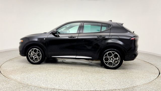 2024 Alfa Romeo Tonale Ti EAWD with Premium Interior Package & Power Moonroof - 22986935 - 7