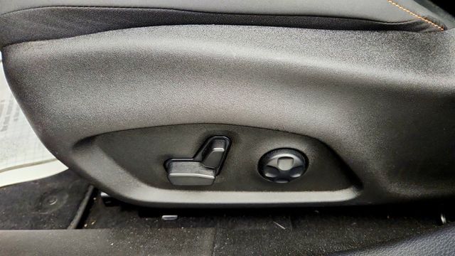 2024 Alfa Romeo Tonale Ti EAWD w/ Power Moonroof - 23033788 - 11