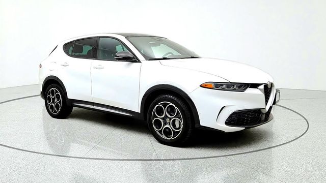 2024 Alfa Romeo Tonale Ti EAWD w/ Premium Interior, Active Assist & Moonroof - 23102069 - 2