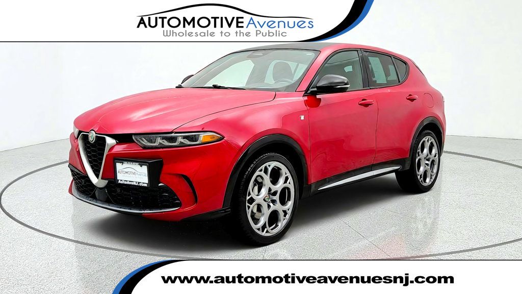 2024 Alfa Romeo Tonale Ti EAWD w/ Premium Interior & Grigio Wheels - 23088097 | Video 1
