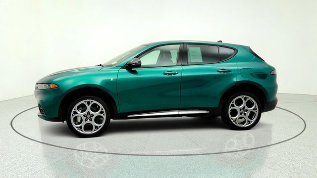2024 Alfa Romeo Tonale Ti EAWD w/ Premium Interior Pkg & 20'' Wheels - 23047020 - 7