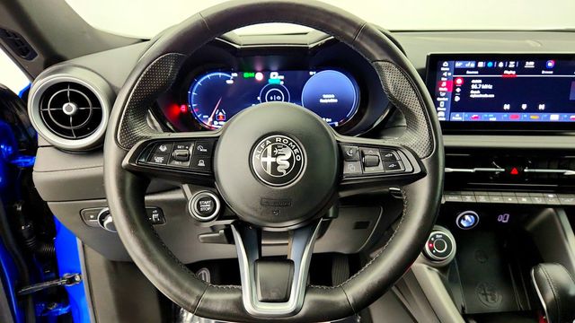 2024 Alfa Romeo Tonale Ti EAWD w/ Premium Interior & Sound, 20'' Wheels & Active Assist - 23094201 - 13