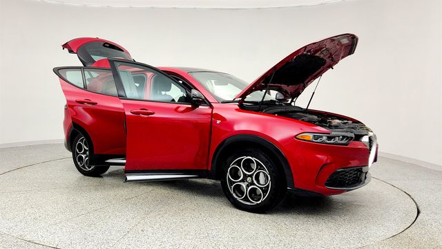 2024 Alfa Romeo Tonale Ti EAWD w/ Premium Interior & Sound and Assist Advanced Packages - 22968505 - 9