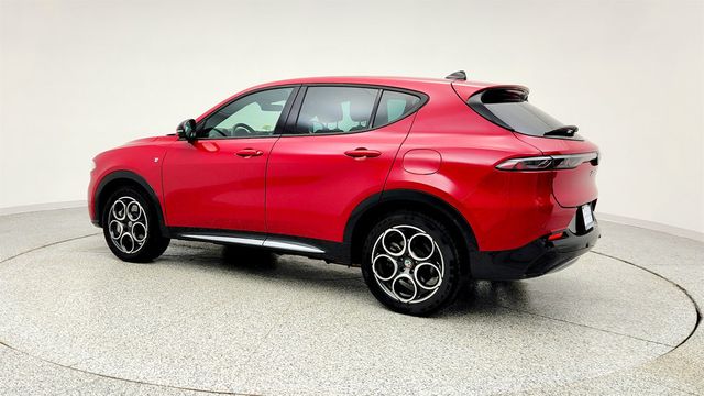 2024 Alfa Romeo Tonale Ti EAWD w/ Premium Interior & Sound and Assist Advanced Packages - 22968505 - 6