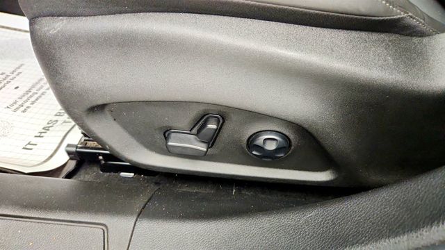 2024 Alfa Romeo Tonale Ti EAWD w/ Premium Interior & Sound Pkg & Active Assist Pkg - 23029353 - 11
