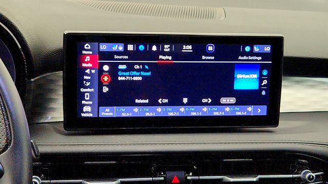 2024 Alfa Romeo Tonale Ti EAWD w/ Premium Interior & Sound Pkg & Active Assist Pkg - 23029353 - 18