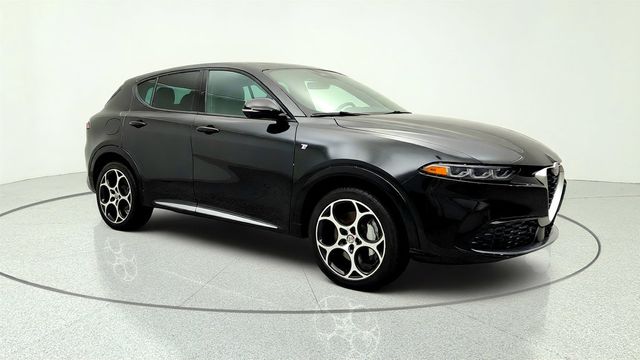 2024 Alfa Romeo Tonale Ti EAWD w/ Premium Interior & Sound Pkg & Active Assist Pkg - 23029353 - 2